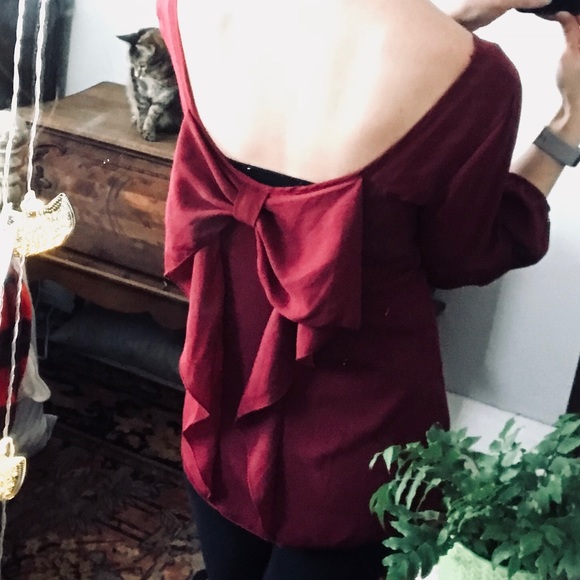 Chiffon top with bow - Picture 4 of 5